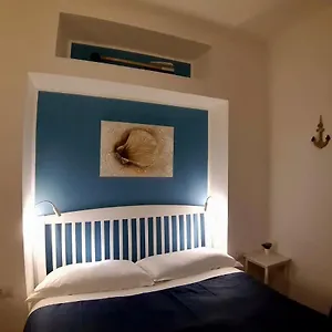 Bed & Breakfast A Due Passi Da 