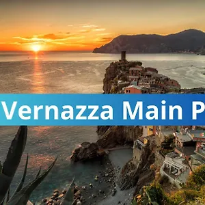 The Main Plaza - & Maison d'hôtes Vernazza